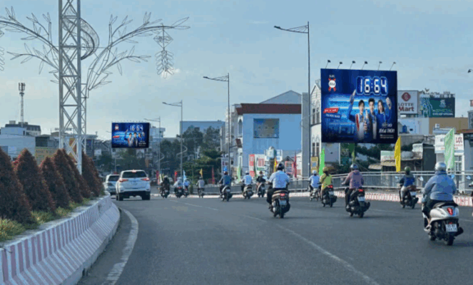 Quảng cáo ngoài trời tại cần thơ