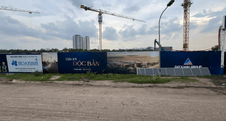 Thiết kế hàng rào quảng cáo giúp doanh nghiệp tối ưu không gian công trình